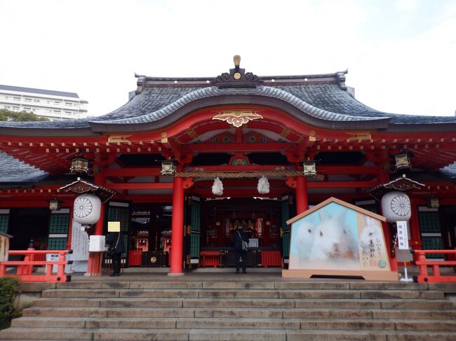 阪急電車で神戸三宮駅に着いた後は、生田神社に行きました。