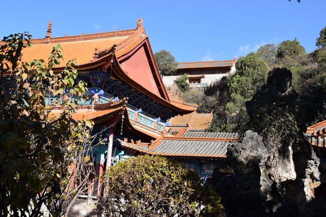 2018年正月、雲南省、四川省旅行の７日目、<br />昆明の寺院（円通禅寺と東寺塔）を徒歩で巡りました。<br />この後、昆明長水国際空港から中国東方航空便で成都へ移動します。