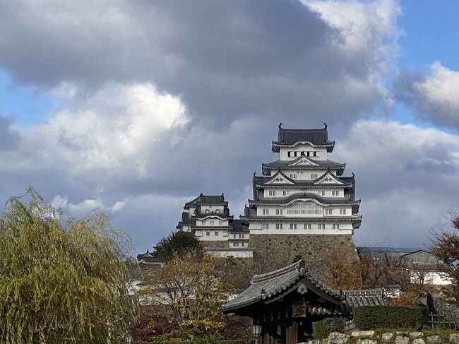 仕事で姫路へ。<br />千葉から遠くへ行くのは久ぶりでしたが、<br />仕事なので、寄り道できず…(T_T)<br />備忘録です。