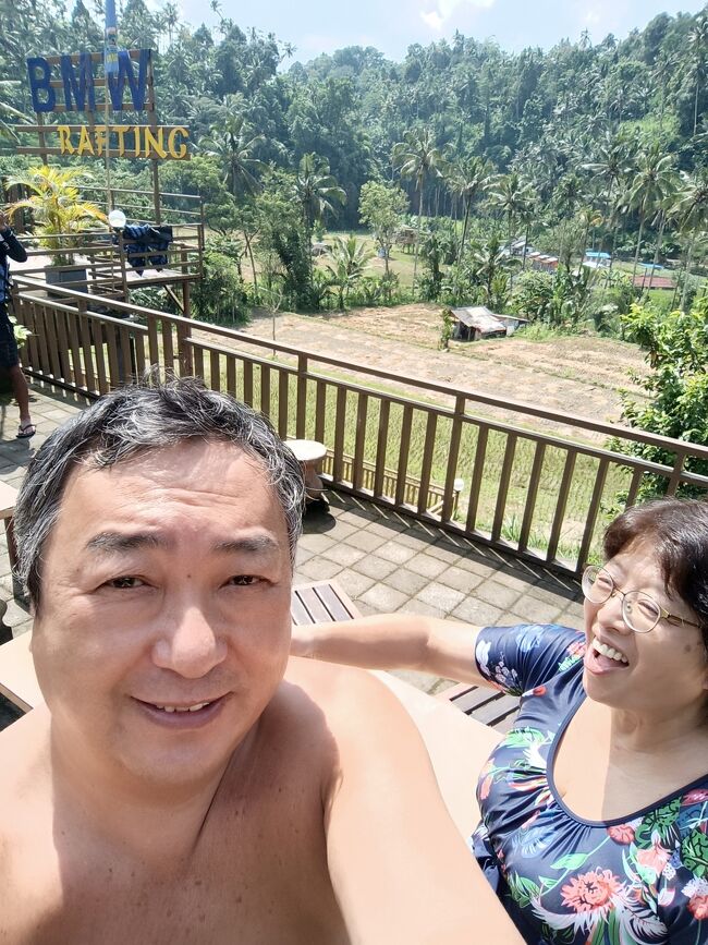 俺様ピロ君です!<br />ここまでのお話はここ<br />https://4travel.jp/travelogue/11802013<br />港町パダンバイからサヌールに着いたら翌朝は再びカランアッサム(;^_^A<br />途中からブサキ寺院側に曲がるよ。<br />俺様大好きトラガワジャ川BMWラフティングツアーに行くよ。<br />ウィラサナホテルへのお迎え(ピックアップ)は8:45だけどね<br />ちょっと遅れて到着するのはいつものことだよ、怒らないでね。<br />クタに宿泊しているオーストラリアからのお客様との混載車だよ。<br />プライベート送迎を期待してましたよ 残念。<br /><br />訪問ありがとうございます。<m(__)m><br />「いいね」も「フォロー」もありがとうございます。<br />大変励みになりますとまうまうが申しておりました。<br /><br /><緊急>出入国アプリはこれだ!<br />https://4travel.jp/travelogue/11798791<br />ウィズコロナ バリ島再開 <総集編><br />https://4travel.jp/travelogue/11799224<br />現地ガイドは探していません。ガイドへの仲介もしていません。<br />