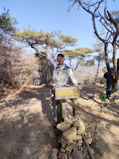 登り初めはチャリで中山さんへ