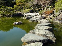 新春の一日、石と池の清澄庭園（都指定名勝）を巡りました。（符深川江戸資料館）