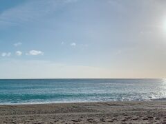 リグーリアで冬の海散歩