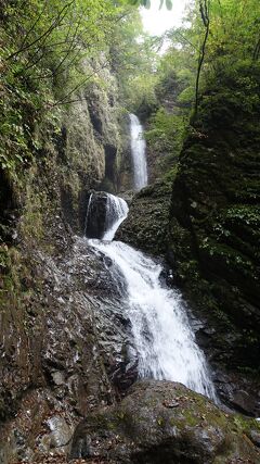 紅葉と秘湯を訪ねて奥栃木へ　５．塩原渓谷の滝巡り