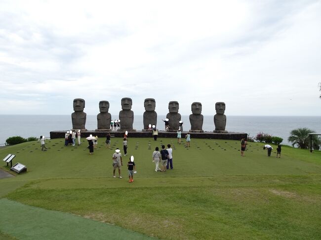 ２０２２年の夏休みは、ずーっと行きたいと思っていた宮崎＆鹿児島へ！。現地グルメや観光を満喫し、楽しい時間を過ごしてきました。羽田前泊を入れると、久々に６泊７日と長い旅になりましたが、体調を崩すことなく遊んできました！。では、今回は「シェラトンのクラブフロアへ移動＆サンメッセ日南へ！」編です。<br /><br />＜飛行機＞<br />　　JAL　羽田＝宮崎<br /><br />＜ホテル＞<br />　　８/１６　京急EXイン　羽田<br />　　８/１７、１８　シェラトン・グランデ・オーシャンリゾート<br />　　８/１９　SHIROYAMA HOTEL Kagoshima<br />　　８/２０　ソラリア西鉄ホテル鹿児島<br />　　８/２１　ANAホリデ・インリゾート宮崎<br /><br />＜スケジュール＞<br />　　１日目　京急EXイン羽田へ、穴守稲荷神社へ<br />　　２日目　シャトルバスで羽田空港へ、JALで宮崎空港へ、鵜戸神宮へ、道の駅フェニックス、「山椒茶屋」でランチ、シェラトン・グランデ・オーシャンリゾートへ、「鉄板焼ステーキ　一ッ葉ミヤチク」でディナー<br />　　３日目　「ガーデンビュッフェ　パインテラス」で朝食、サンメッセ日南へ、シェラトン・グランデ・オーシャンリゾート「クラブフロア」へ移動<br />　　４日目　クラブラウンジで朝食、