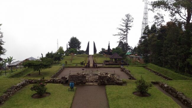 2016年7月22日から8月10日の期間でインドネシアを横断した旅行記<br />（ジャカルタ - ジョグジャカルタ - スラカルタ - スラバヤ - バリ）