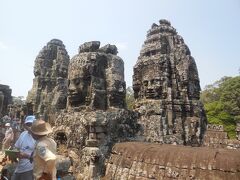 アンコール遺跡をめぐる（その２：バイヨン寺院、バンテアイクディ）