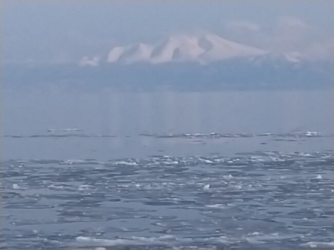 ツアーを利用して冬まつり開催中の北海道を満喫する②～流氷クルーズ・層雲峡温泉氷瀑祭り～