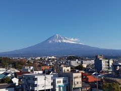 冬は富士山の季節パート2～山梨で大迫力の富士山とグルメ・芸術旅～