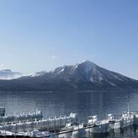 凍らない支笏湖と氷の氷濤まつり