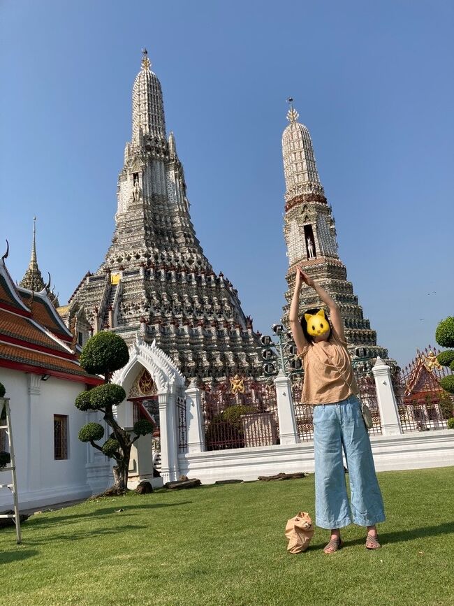 &#11088;︎タイに魅了され20年　毎年のように行ってたのに<br />2020年にカウントダウンしてから<br />あれよあれよとコロナ禍に<br />次のタイ旅行の計画を立てる事が趣味なのに楽しみもなく3年も過ごしてきました。<br />でももう我慢できない　Yちゃんが有休消化でバンコクに行くというのですぐに便乗　切れてたパスポートを取り直しバンコクの事を調べまくる生活スタート！<br />今回のテーマ<br />①大好きなエビを食べまくる<br />②氷入りビールをガブガブ飲む<br />③4年ぶりにプールで泳ぐ<br />④ナラヤの古くなったポーチを全取り替えする<br /><br />観光客が激減したバンコクはどうなってるのか<br /><br />2月26日（日）成田空港・ZIPAIR（17:00）→<br />スワンナプーム国際空港（22:10）<br />3月1日（水）スワンナプーム国際空港・ZIPAIR（23:45）→成田空港（2日07:25）<br />センターポイントシーロムホテル3泊<br /><br />&#11088;︎今回はYちゃんと2人　usakoは留守番<br />忘れないように日記です&#11088;︎<br /><br />