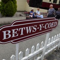 バスツアーで行く北ウェールズ　　①ベトウス・ァ・コーエド (Betws-y-Coed)