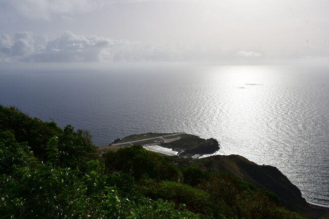 カリブ海セントマーチン島から日帰りでサバ島へ行ってみました。<br /><br />航空券はwinエアーから直接購入<br />https://www.winair.sx/