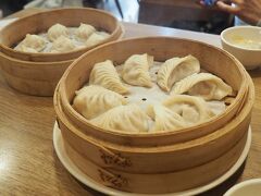 3泊4日台北で食べまくり～2日目～世紀豆漿大王、龍山寺、中正紀念堂、蘇杭點心、金峰魯肉飯、カルフール、雙城街夜市、寧夏夜市