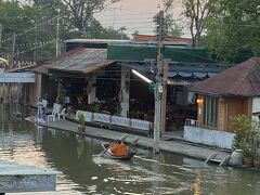 バンコクのびのび一人旅、メークロンとアムパワーにも寄り道【前編】