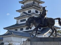  徳島・高知・愛媛の旅。お城めぐりは徳島城・高知城・今治城。たまたま見れた「仁淀ブルー」にも感激。