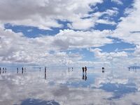 2018年ペルー・ボリビア旅行記　第35回　ウユニ塩湖探訪その4　ウユニ塩湖内に佇むホテル跡へ