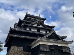 島根の旅。お城めぐりは松江城。堀川めぐりも楽しいです。