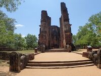 【スリランカ】世界遺産ポロンナルワの遺跡群　仏塔エリア