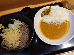 20230404 御徒町 カレーが評判の蕎麦屋さん、よもだそばで朝のカレーとお蕎麦と