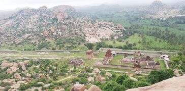 【インド】世界遺産ハンピの建造物群めぐり　その7　アチユータラヤ寺院