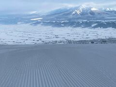 ライトアップされた青い池に立ち寄り、富良野でスノーボード