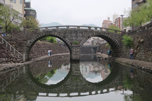 ４月１９日（水）の三日目はホテルを９時過ぎに出発して、路面電車の一日乗車券（６００円）を購入して、路面電車で行ける範囲の場所を観光する事にしました。<br />　最初の目的地は、歴史的にも有名な『出島』を訪れて、日本がオランダとの貿易の出発点となる場所を歴史的資料を目にしながらの探索となりました。<br />　午後からは孔子廟やオランダ坂を、休憩をしながら見学しゆっくりとした時間を過ごしました。<br />　帰路のセントレア便が長崎空港発２０：０５ですので、空港には駅前より<br />１７時頃のバスで向かう事にします。<br />　空港で買い物をしたり、夕食をして時間を費やす事としています。<br /><br />　今回は２泊３日の公共交通機関を利用しての旅でしたので、ハウステンボスと、長崎市内だけの観光となりました。<br /><br />交通旅費　航空機　２９，７６０円<br />　　　　　ホテル　２０，８８０円　ウオーターマークホテル（１日目）<br />　　　　　　　　　１９，５４８円　ルークプラザホテル　　（２日目）<br />　