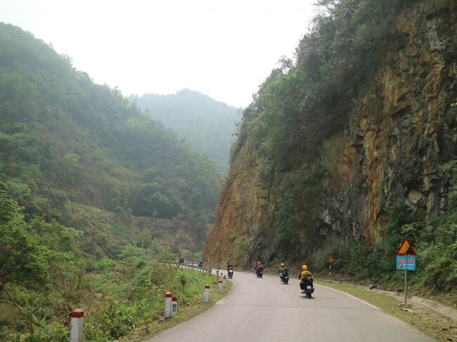2023年4月：“秘境”～ベトナム山岳少数民族の世界「ハザン」をバイクで巡る旅！カオバンからハノイへ移動して終了 [ハザン・カオバン7]