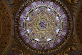 腰痛と付き合いながら、3年半ぶりの海外旅行 GW2023: ブダペストの街歩き♪ 聖イシュトヴァーン大聖堂の美しさに息をのむ!