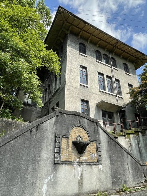 近代建築めぐり 旧昭和塾堂本館・旧制愛知中学校本館 ・旧愛知県