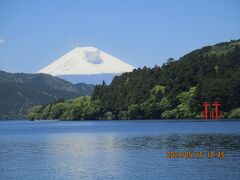 箱根　芦ノ湖から元箱根石仏群・六道地蔵から曽我兄弟の墓までを歩く。