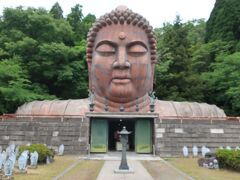 【じっくり石川県6泊7日旅行　その１】こまつの杜、ハニベ巌窟院、加賀大観音