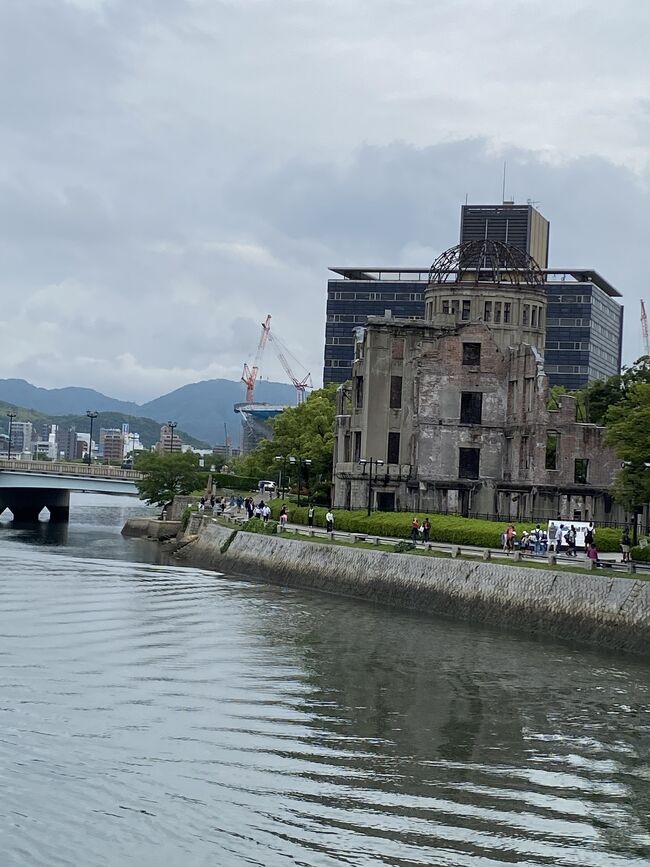 2023年5月19日から21日までの3日間、広島サミットが開催されました。<br />G7メンバーが献花した花輪を見ようと、平和公園に出かけました。