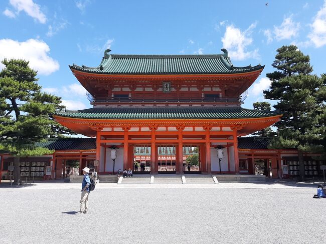 京都3日目<br />美術館2か所見学の予定でしたが<br />「平安神宮」が近いので<br />参拝してきました