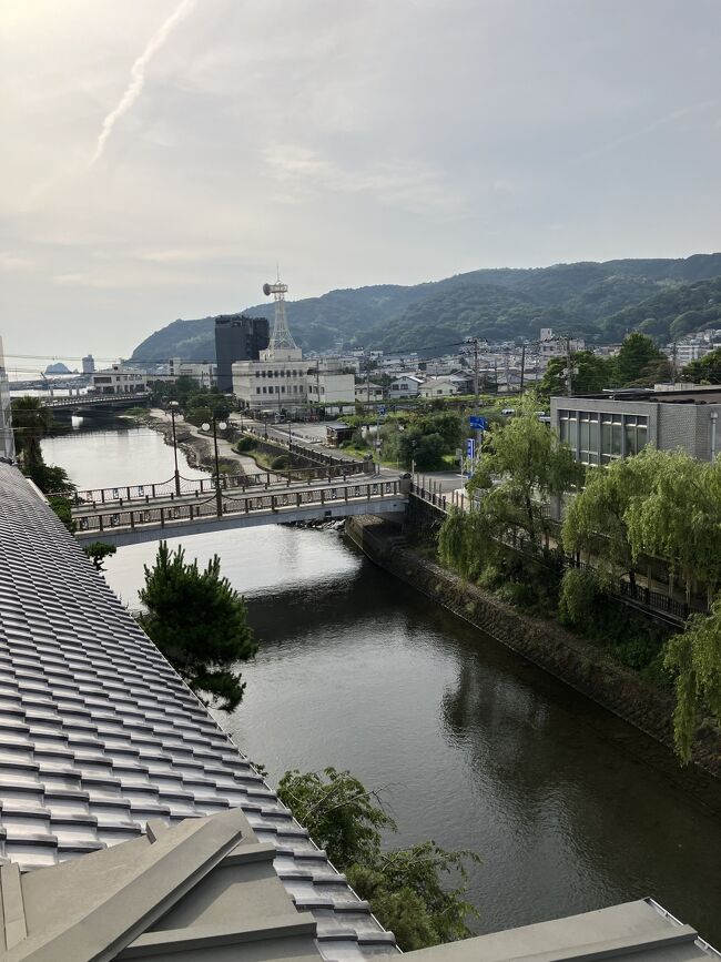 ケイズハウス伊東温泉に宿泊して伊東温泉街歩き<br />お湯は出ていませんでしたが、お湯かけ七福神巡りもしました。