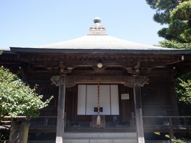 江ノ電を降りた後は極楽寺に行きました。