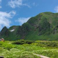 山友達を誘って秋田の山と温泉