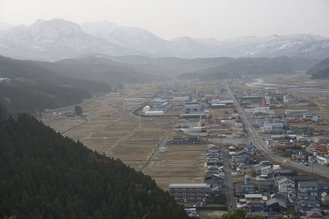 1週間をかけて、主に18切符を使いながら、愛知、岐阜、富山、新潟、長野と周ってみようと思います。<br />画像は、美山公園水道塔展望台からです。<br /><br />「大野」な散歩記。<br /><br />ちょい旅～2021 千葉・市川市編～「JR/市川大野駅」<br />https://4travel.jp/travelogue/11714961<br /><br />愛知旅行記～2021 新城市編～その2「JR/三河大野駅」<br />https://4travel.jp/travelogue/11706143<br /><br />過去の新潟・糸魚川市旅行記。<br /><br />新潟旅行記～2014 糸魚川市編～その1<br />https://4travel.jp/travelogue/10926245<br /><br />新潟旅行記～2014 糸魚川市内編～その2<br />https://4travel.jp/travelogue/10927404