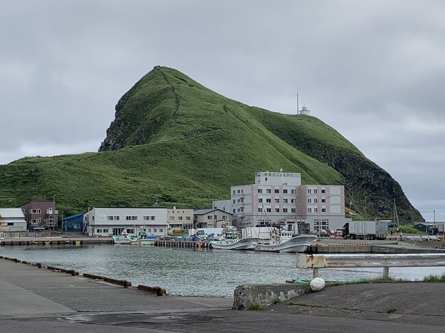 利尻島キャンプの３日目も小雨が降っていたので、利尻山登山は翌日にして休養日としてペシ岬まで散策してお昼は利尻ラーメンを食べました。午後からは温泉でゆっくりとしていました。