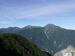 熱中症警戒アラート発令されている三日間、鳳凰三山へ！涼しく山歩き