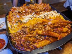 東京・神奈川・群馬旅行⑥／⑧新大久保コリアタウンで友人と韓国料理の夕食