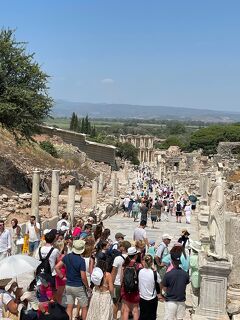 トルコ旅行記3日目（イスタンブール～イズミール～パムッカレ）