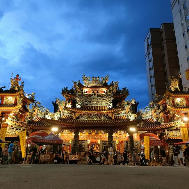 【PRIDE OF 台湾】台北ごはん・初夜市で胡椒餅と臭豆腐を学習して早飯で小籠湯包満喫の旅