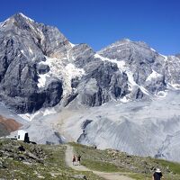 4年ぶりの海外　イタリア　スイス　オーストリア　絶景を楽しみちょっとだけトレッキング　8日目　リヴィーニョ　→　ソルダ
