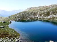 スイス・ハイキングの旅 2023夏　（８）ベルワルドの湖巡り（Wirbulsee、Lengsee他）