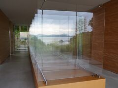 無人島美術館 14枚のガラス