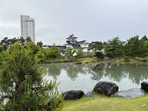 早朝散歩で富山城址公園周辺を散策