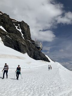 夫婦旅スイス ベルナーオーバーランド13日間⑤メンリッヘン→クライネシャイデック、ユングフラウヨッホ→メンヒスヨッホヒュッテ ハイキング