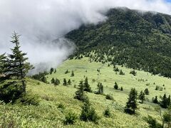 日本百名山の四阿山と花の百名山根子岳に登ってきました