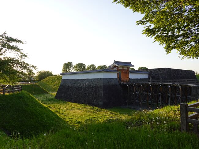 山形駅前でレンタカーを借り、山形タウン、立石寺(山寺)、蔵王山、鶴岡タウン、羽黒山、酒田タウンを巡り、庄内空港まで、2泊3日の旅。<br />PART4（山形タウン後編）は、山形駅西側のエリアを中心にタウンウォーク。